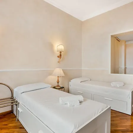 Medici Apartment-2